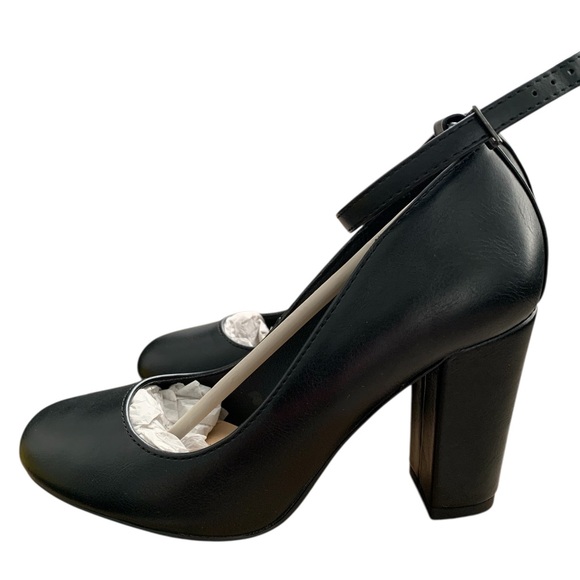CITYCLASSIFIED Black Mary Jane Style Pumps With Ankle Strap size 6 - Picture 4 of 8